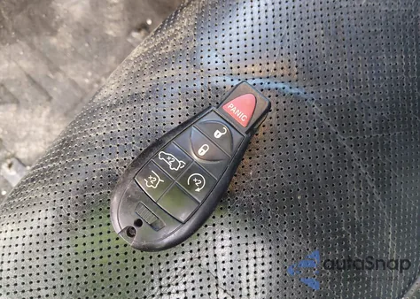 2011 Jeep Grand Cherokee Limited z USA, uszkodzony, nr VIN 1J4RR5GG1BC631915